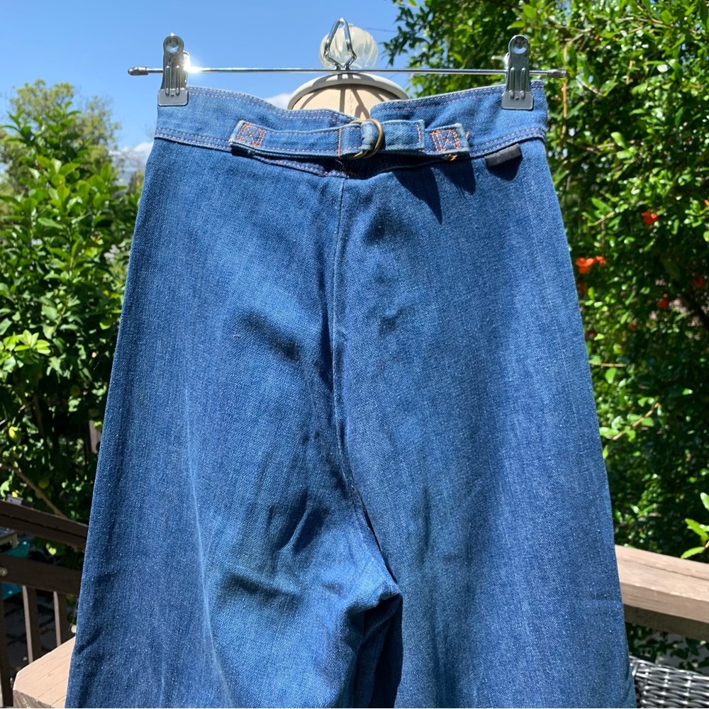 Vintage 70s WRANGLER High Rise Wide Leg Jeans size 25” Waist Back Belt Detail - Picture 8 of 11